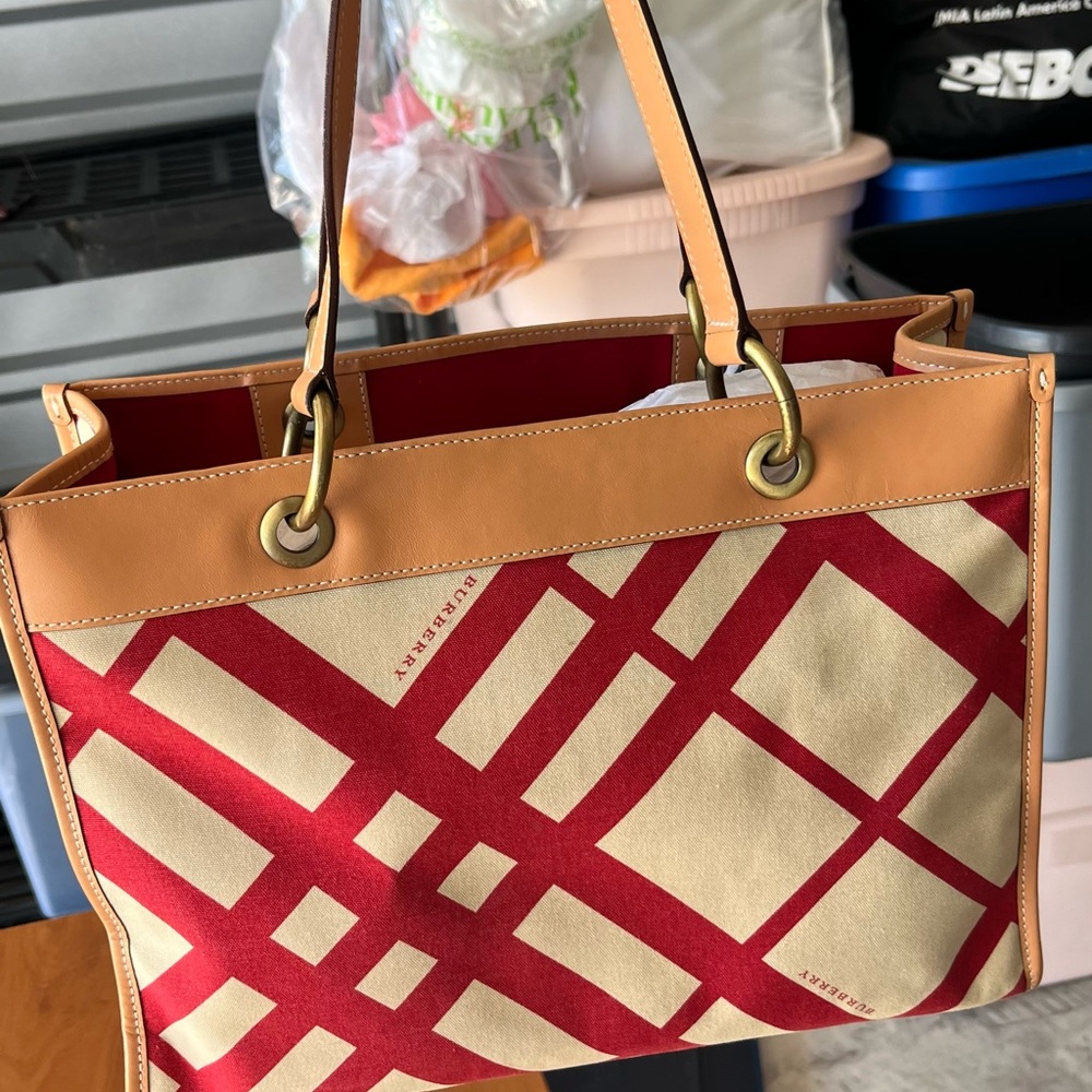 Burberry Red and Tan Women's Tote Bag